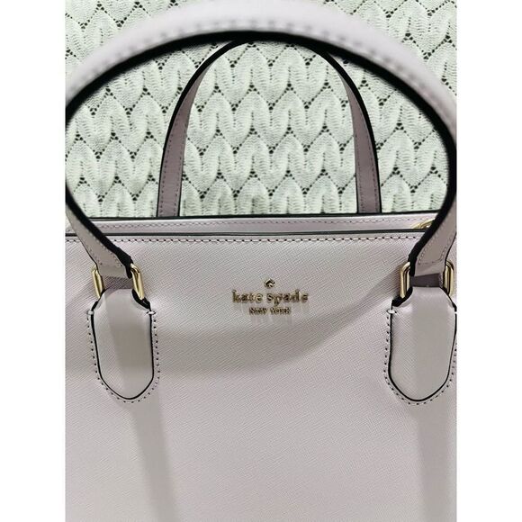 NWT Kate Spade handbag. - Picture 2 of 9